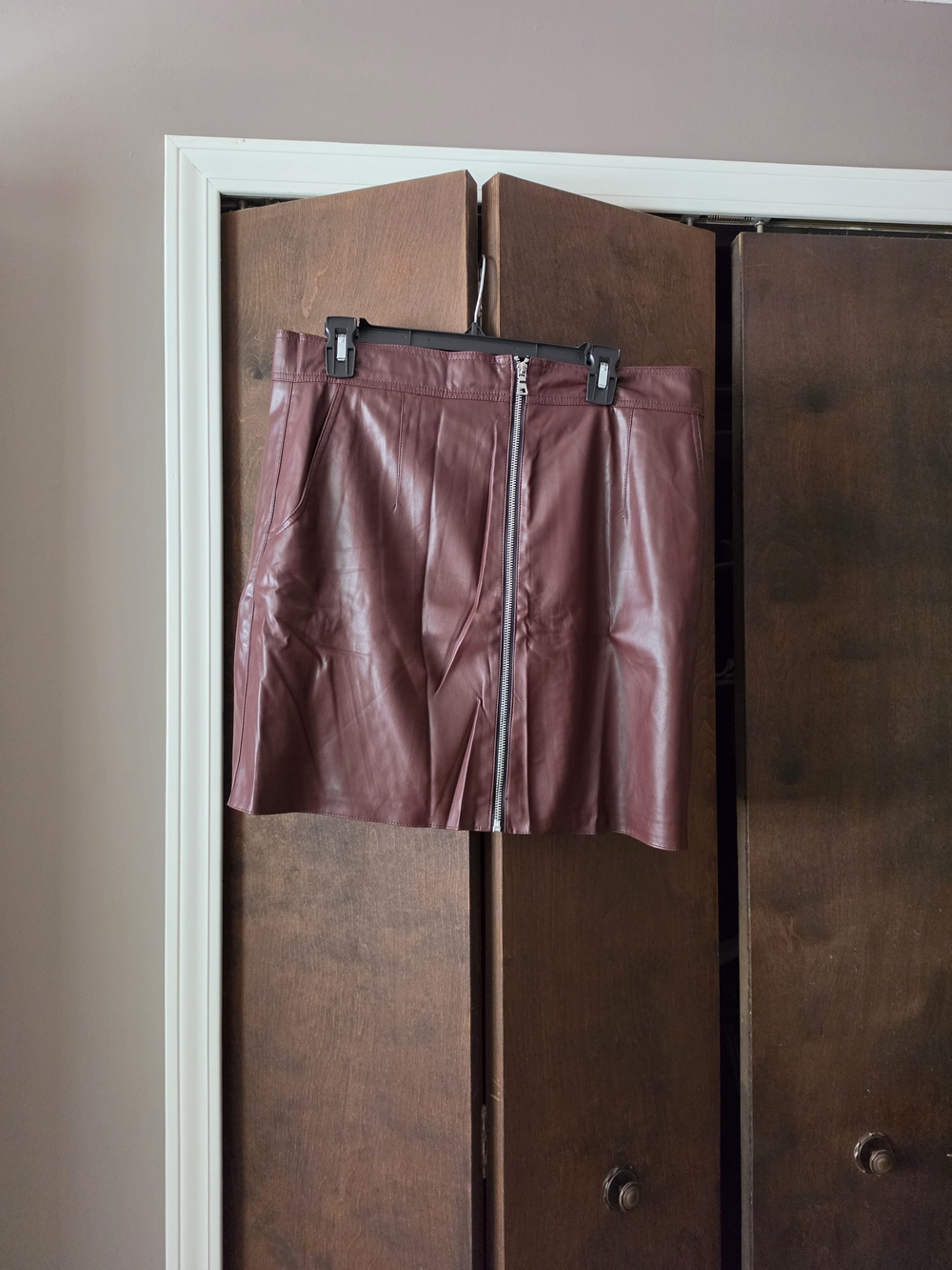 French Connection Burgundy Faux Leather Zip Mini Skirt